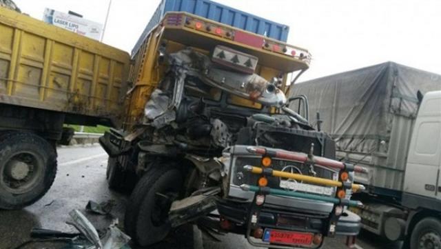 تصادم شاحنة في باكستان