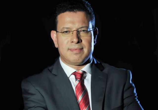  الإعلامي عمرو عبد الحميد