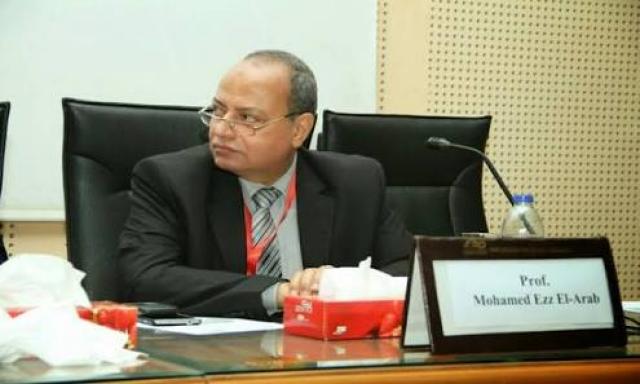الدكتور محمد عز العرب مؤسس وحدة الأورام بالمعهد القومى للكبد