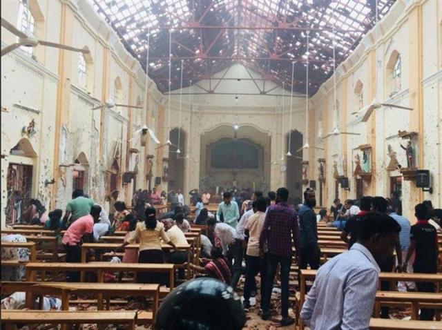 صور ترصد تفجيرات كنائس وفنادق في سريلانكا