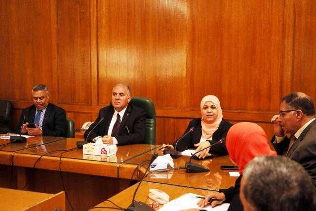 اجتماع اللجنة التنظيمية لأسبوع القاهرة الثاني للمياه (صور)