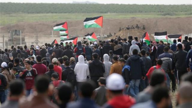 أهالي غزة يستعدون للمشاركة في جمعة ماراثون العودة