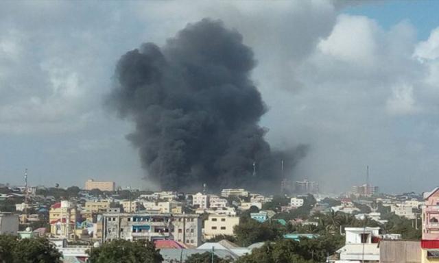 انفجاران هائلان يهزان العاصمة الصومالية