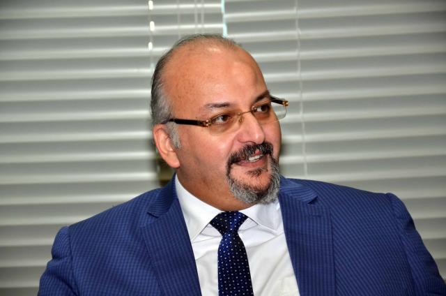  الدكتور محمد حجازي رئيس لجنة التشريعات 