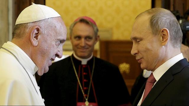 بوتين والبابا فرنسيس