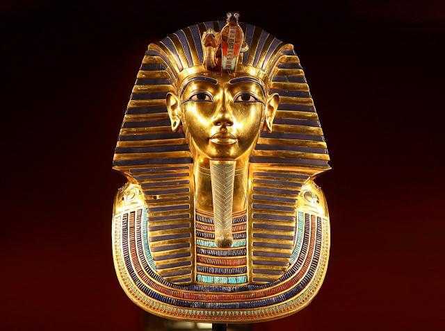 عقب بيع تمثال توت عنخ آمون.. رابطة إنقاذ الآثار المصرية تكشف رد الفعل
