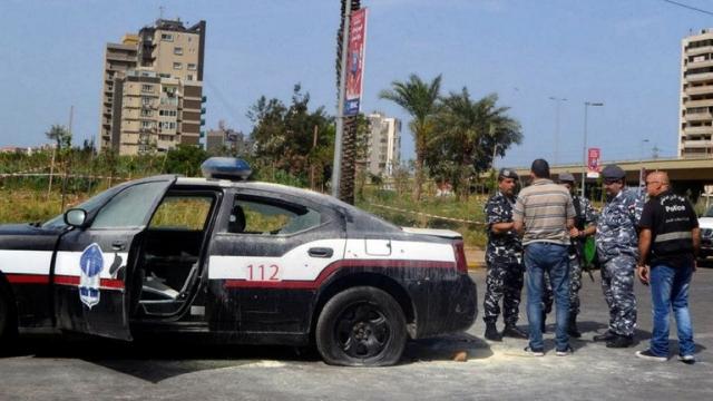 سيارة الشرطة التي استهدفها هجوم الإرهابي