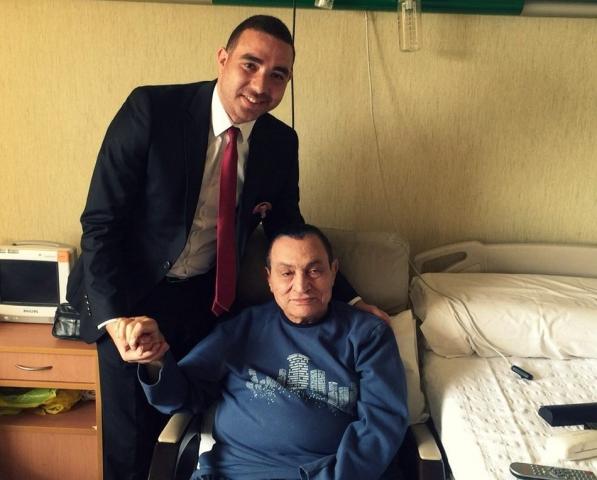 كريم حسين مع الرئيس الأسبق حسني مبارك