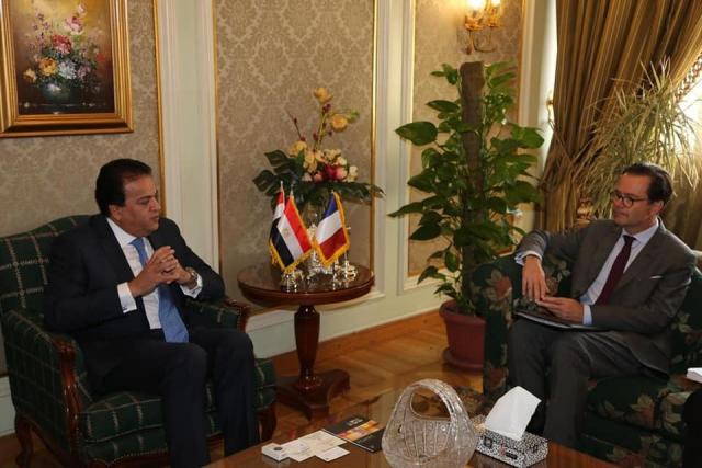 وزير التعليم العالي يستقبل السفير الفرنسي بالقاهرة