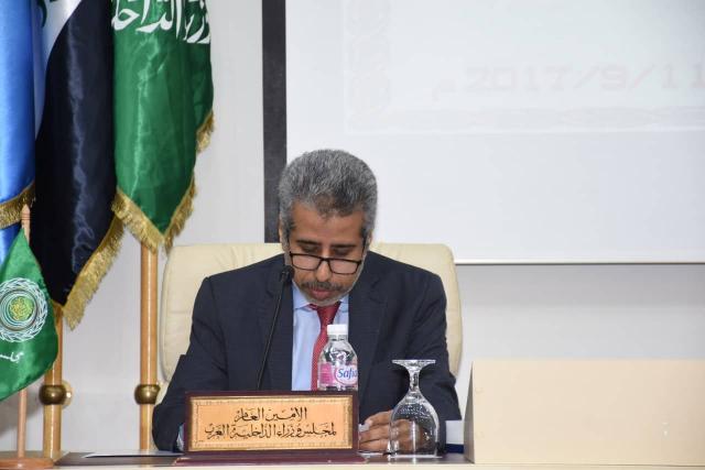 الدكتور محمد بن على كومان الامين العام لمجلس وزراء الداخلية العرب