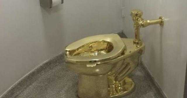 اكتشاف سرقة ”مرحاض” من الذهب الخالص من قصر ”بلاينهايم” ببريطانيا