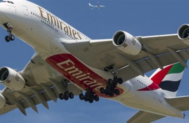 طائرة الإمارات A380