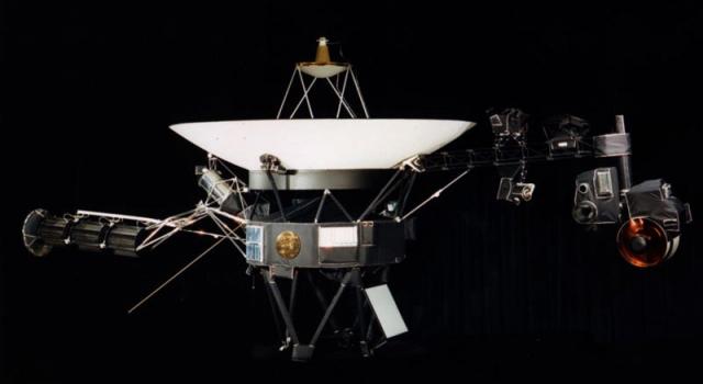  مركبة الفضاء Voyager 2