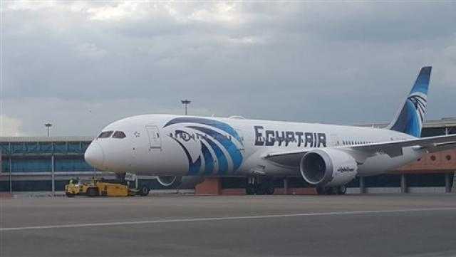 ”مصر للطيران” و”بوينج” تبحثان التعاون المشترك