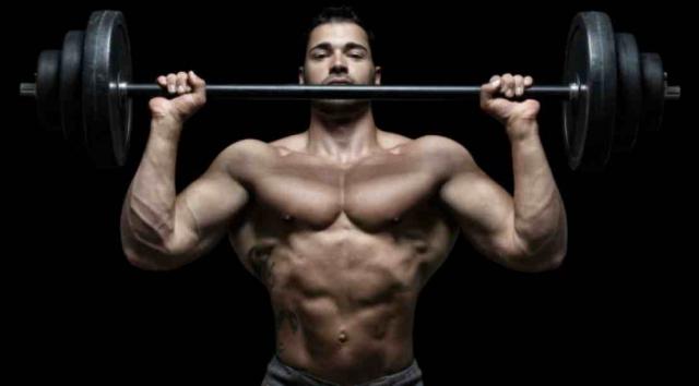 تمرينات بسيطة لتحسين شكل عضلات الكتفين والذراعين