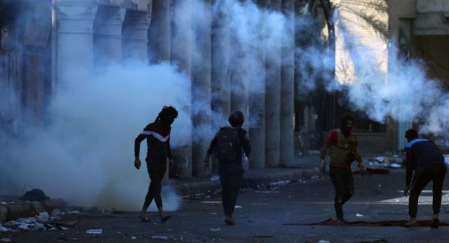 مقتل 30 متظاهرا وإصابة 300 في احتجاجات ذي قار بالعراق