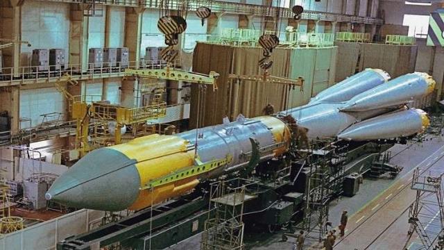 صاروخ أنغارا الروسي