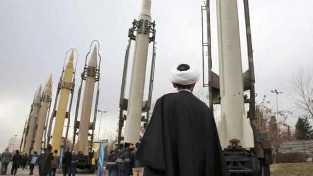 إيران وتخصيب اليورانيوم