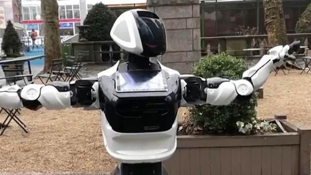 روبوت في شوارع نيويورك للكشف عن مصابي كورونا