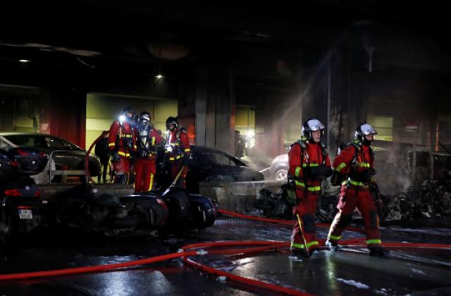 حريق هائل بمحيط محطة قطار باريس