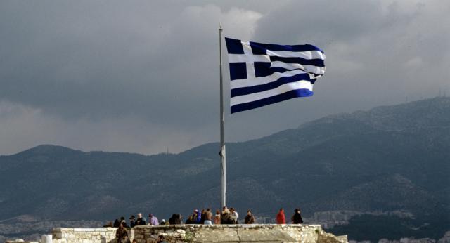اليونان تغلق المدارس والجامعات في جميع أنحاء البلاد