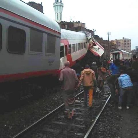 حادث تصادم قطارين بالقاهرة