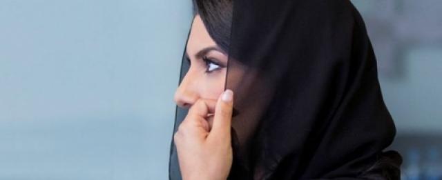 الإفتاء ترد على حكم جلوس المرأة بدون حجاب أمام أقاربها 