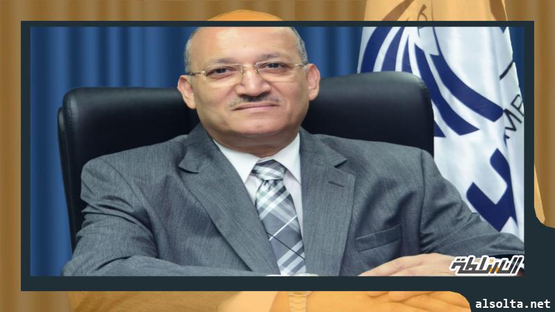 الطيار محمد رشدي زكريا رئيس الشركة القابضة لمصر للطيران