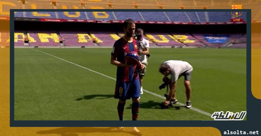 بيانيتش لاعب برشلونة