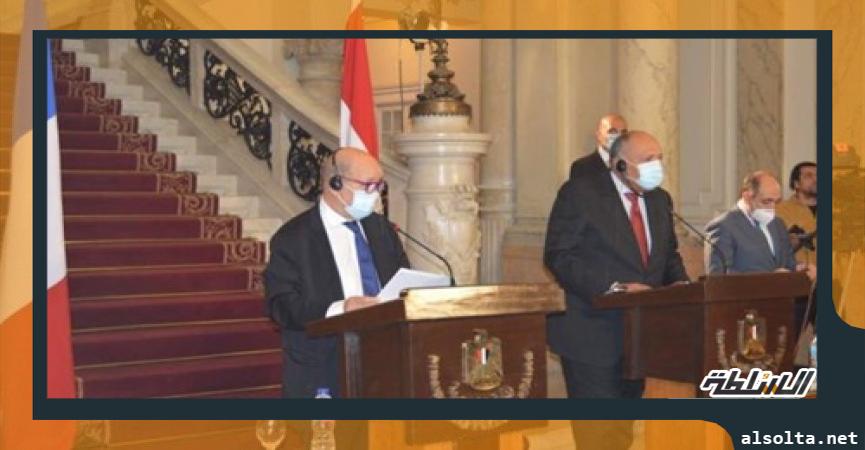 وزير خارجية فرنسا إلى مصر