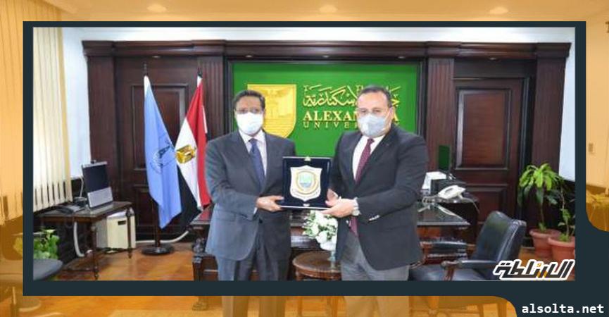 رئيس جامعة الإسكندرية يستقبل سفير موريتانيا