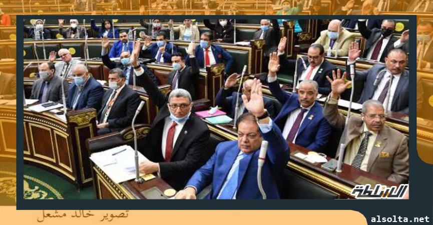 النواب يصوتون بالموافقة على قانون المرور الجديد فى الجلسة العامة 