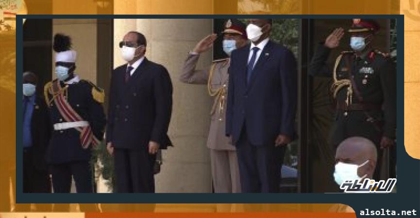 الرئيس عبد الفتاح السيسى مع الفريق البرهان فى السودان