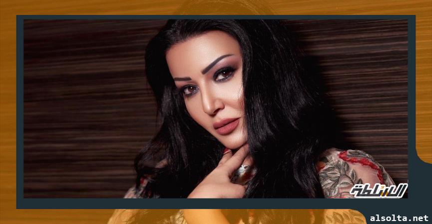 الفنانة سمية الخشاب