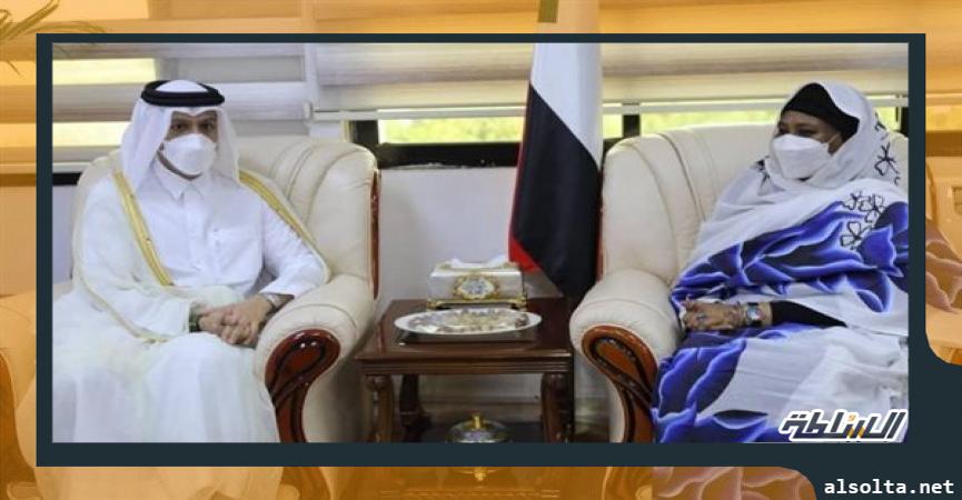 وزيرة الخارجية السودانية ونظيرها القطري