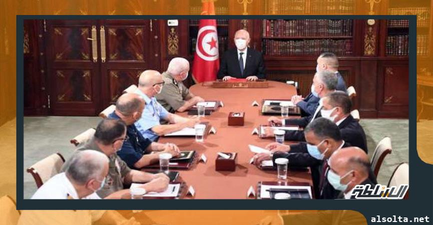 الرئيس التونسي يترأس اجتماعا للمجلس الأعلى للجيش وقيادات أمنية