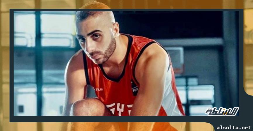 عمر عزب لاعب سلة الأهلي الجديد