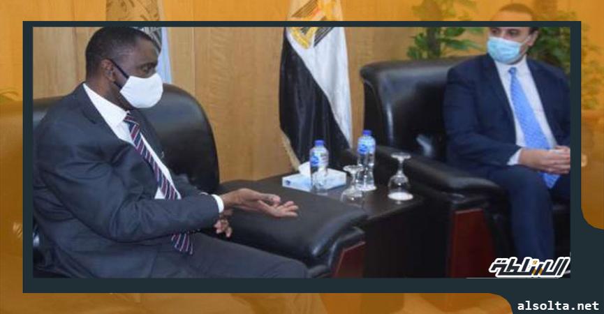 نائب محافظ الأقصر يلتقي مع سفير ناميبيا