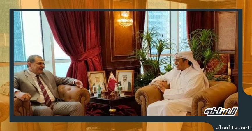 زيارة وزير القوي العامله في قطر 
