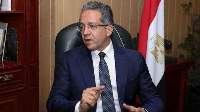 وزير الآثار يلتقي رئيس قسم المصريات بمتحف اللوفر.. اعرف السبب