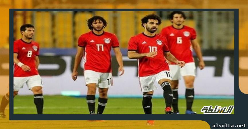 منتخب مصر بزيه الرسمي أمام الجابون