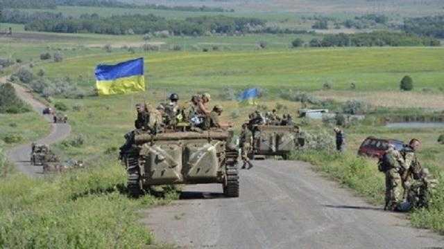 ألمانيا ترسل خمسة آلاف خوذة إلى القوات المسلحة الأوكرانية كمساعدات