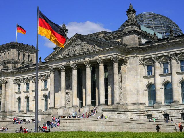 الحكومة الألمانية-أرشيفية