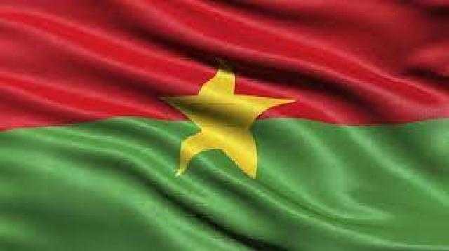 مقتل 15 شخصا على الأقل في هجوم على حافلة في بوركينا فاسو