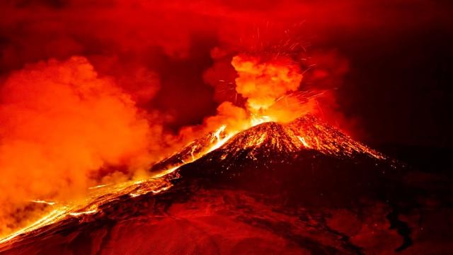 ثورات بركانية-أرشيفية