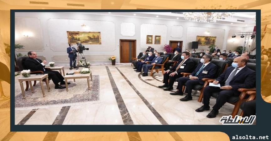 جانب من لقاء الرئيس السيسي وعدد من القيادات الصحفية 