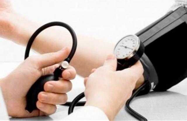 في اليوم العالمي لارتفاع ضغط الدم.. تعرف على أعراضه وطرق علاجه