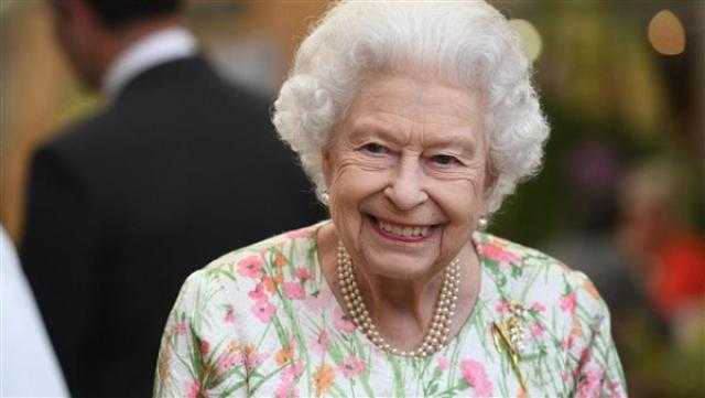 ملكة بريطانيا تدعو الأمير هاري وزوجته إلى بالمورال