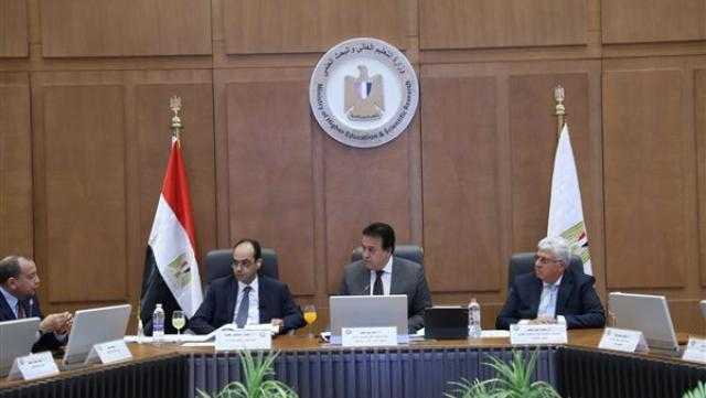 عبدالغفار يعلن جاهزية مكتب التنسيق الرئيسي بجامعة عين شمس لبدء أعماله