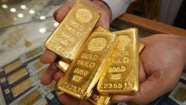أسعار الذهب تتراجع في مصر والعالم مع ارتفاع الدولار